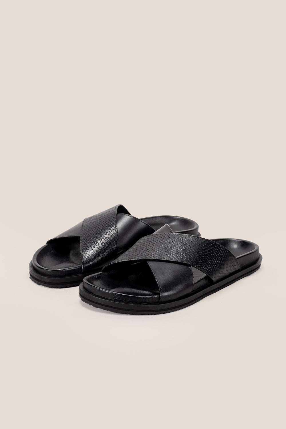 Oswin Hyde: Finding the Most Comfortable Leather Sandals for Men (Complete Fit & Support Guide)