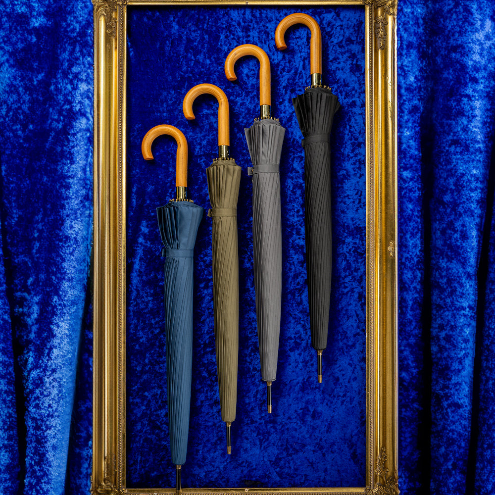 Why Choose Compact Travel Umbrellas Over Standard Models?