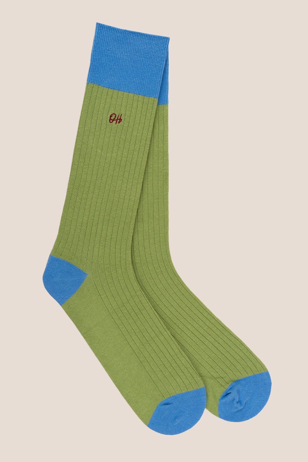 Oswin Hyde Hot Six six pairs of high-quality socks for men, offering luxury, comfort, and style.