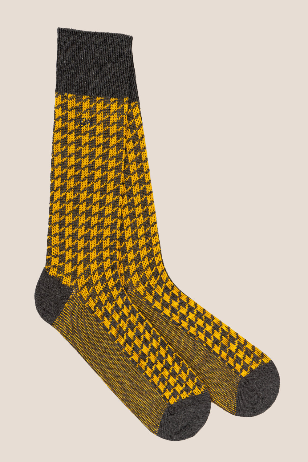 Oswin Hyde Dapper three pairs of premium socks for men, offering luxurious comfort and style.