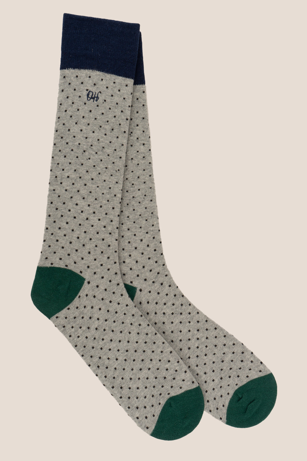 Oswin Hyde Pure Dapper six pairs of premium socks for men, offering luxury, comfort, and style.