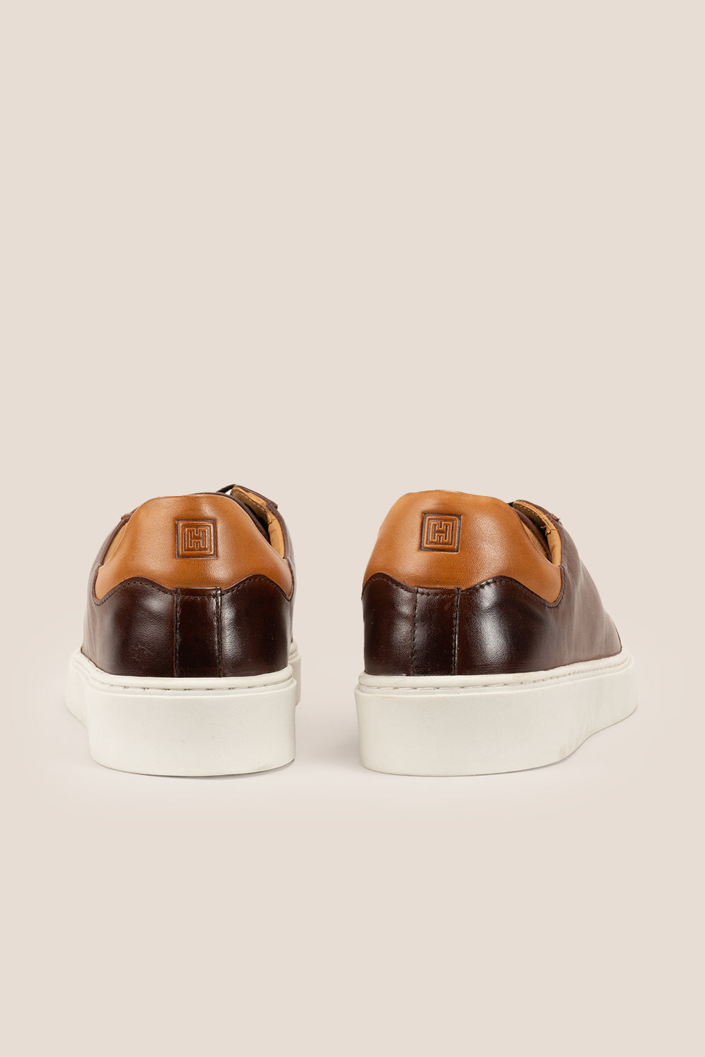 Harris Brown Derby sneakers for men crafted in premium brown leather with lace-up design and comfortable sneaker sole. Stylish men’s leather shoes for daily wear.