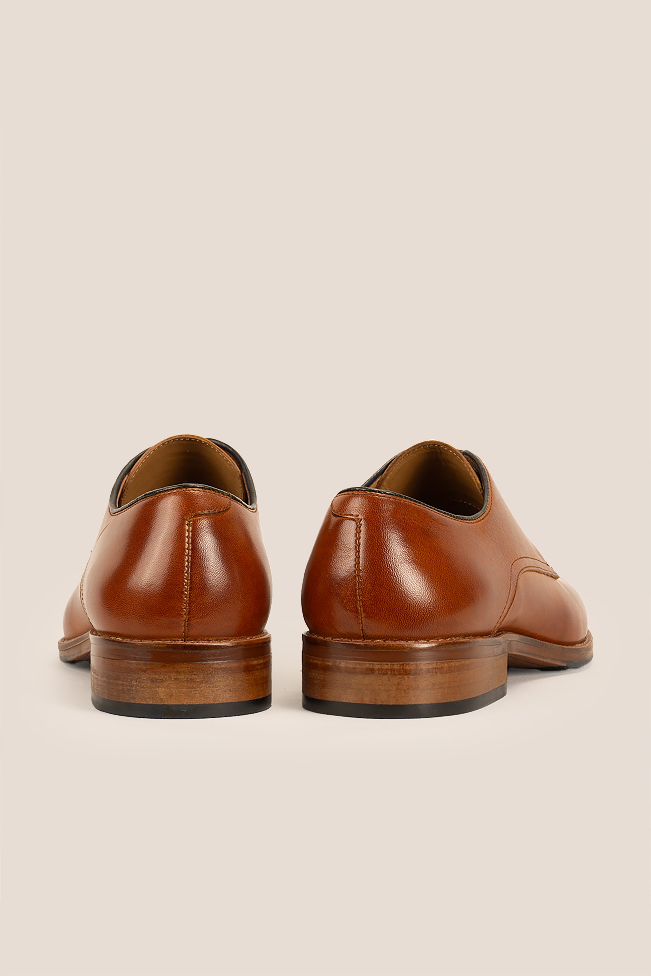 Edison tan leather Derby shoes for men featuring a 3-eyelet design, breathable lining, and durable leather sole for formal and smart casual occasions.