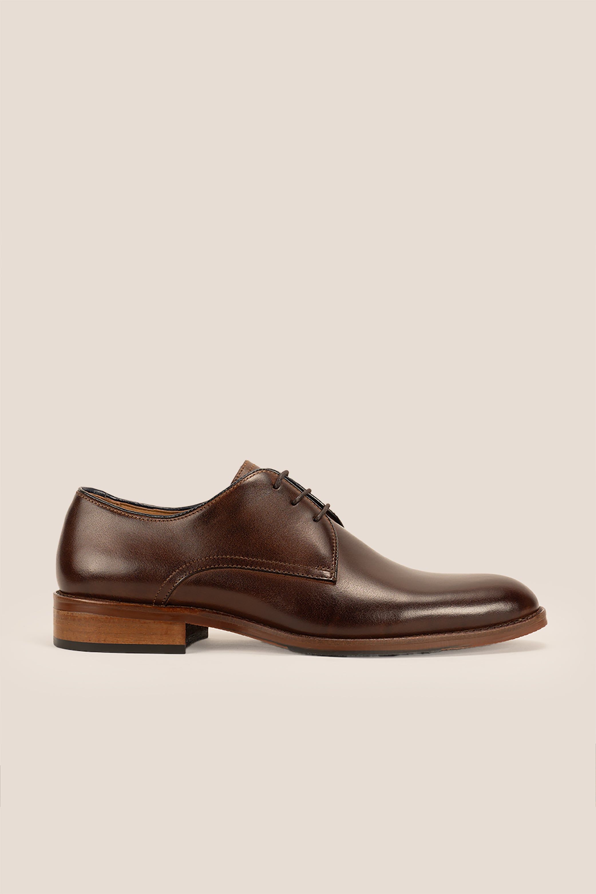 Edison Brown men's derby leather shoes with 3-eyelet design crafted from premium brown leather, ideal for formal and smart casual occasions.