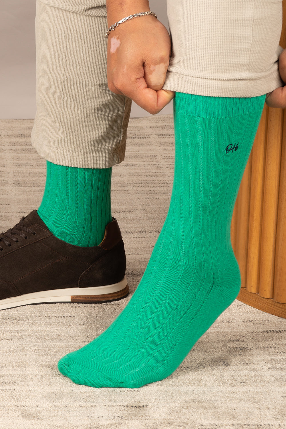 Oswin Hyde Bold Six six pairs of socks in vibrant colors with soft fabric and all-day comfort