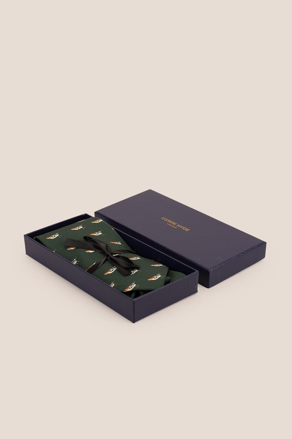 Flutter Green tie with printed design, ideal for weddings, office events, and formal occasions.