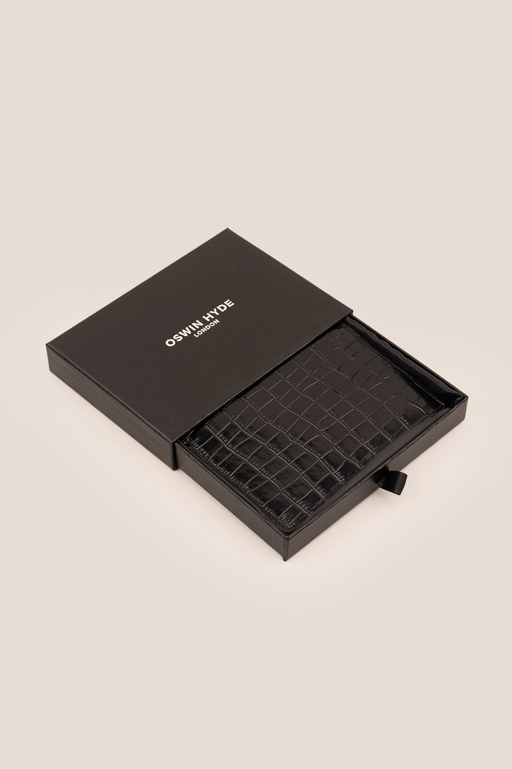 Covent Black Croc Passport Holder | Oswin Hyde