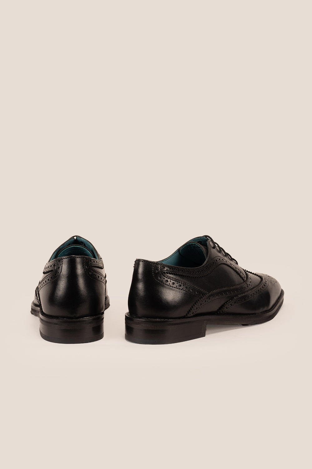 Stokes Black Oxford wing cap brogue men’s leather shoes crafted from premium leather with classic brogue detailing, ideal for formal wear.