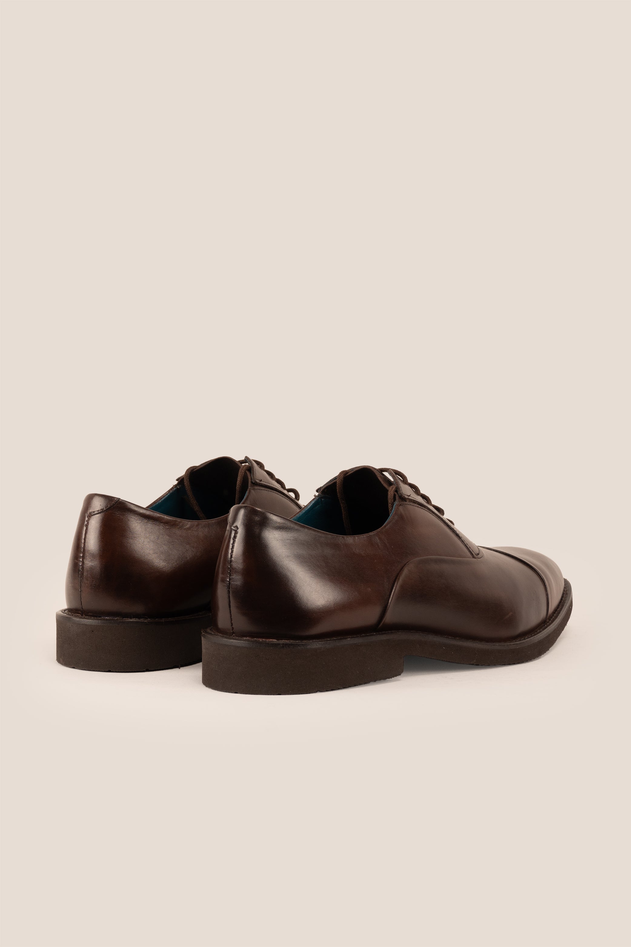 Grayson brown Oxford leather shoes for men, classic formal footwear crafted from premium leather, ideal for smart business or evening wear.