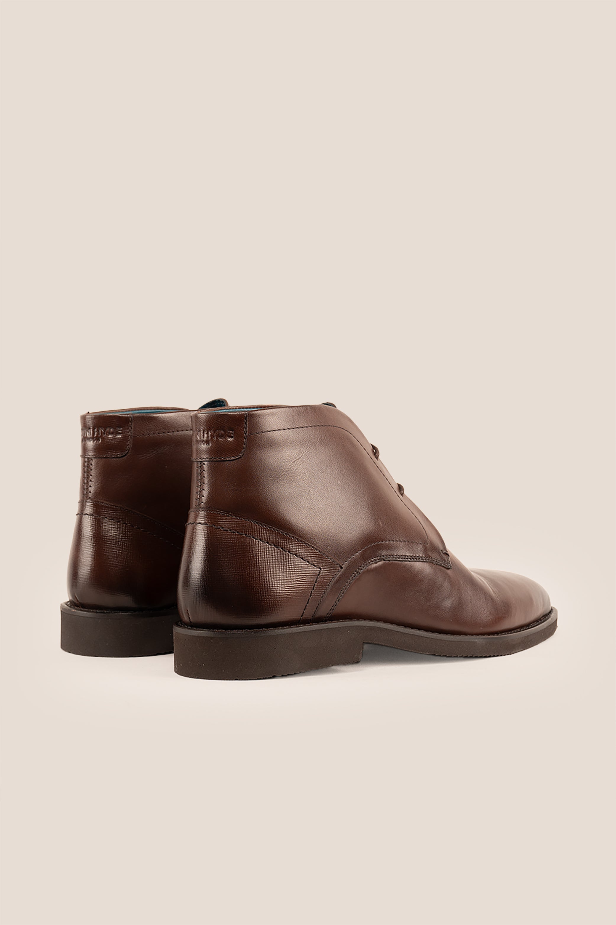 Jefferson Brown Chukka leather boots for men in premium saffiano leather, blending bold style, casual elegance, and refined sophistication.