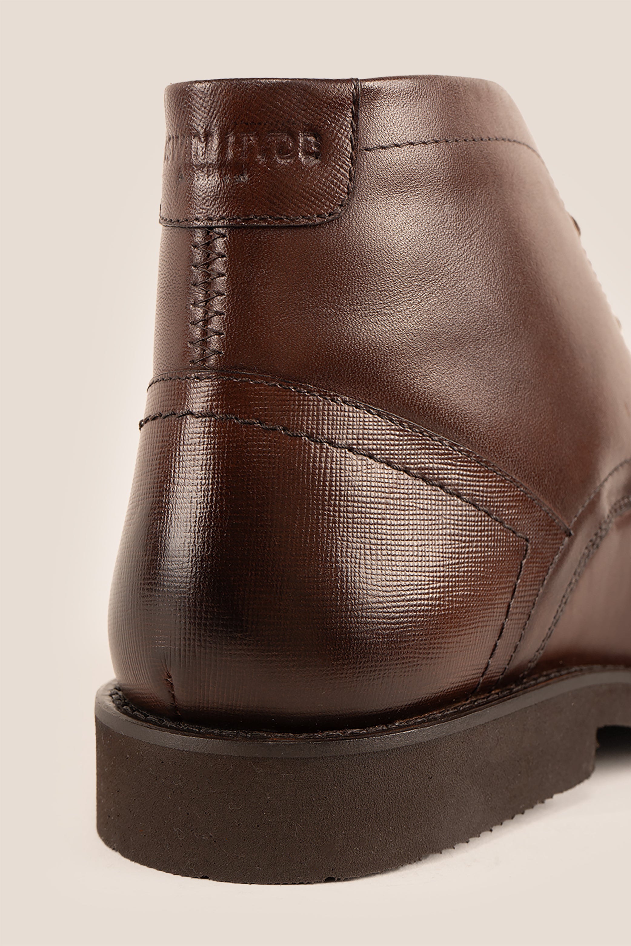 Jefferson Brown Chukka leather boots for men in premium saffiano leather, blending bold style, casual elegance, and refined sophistication.