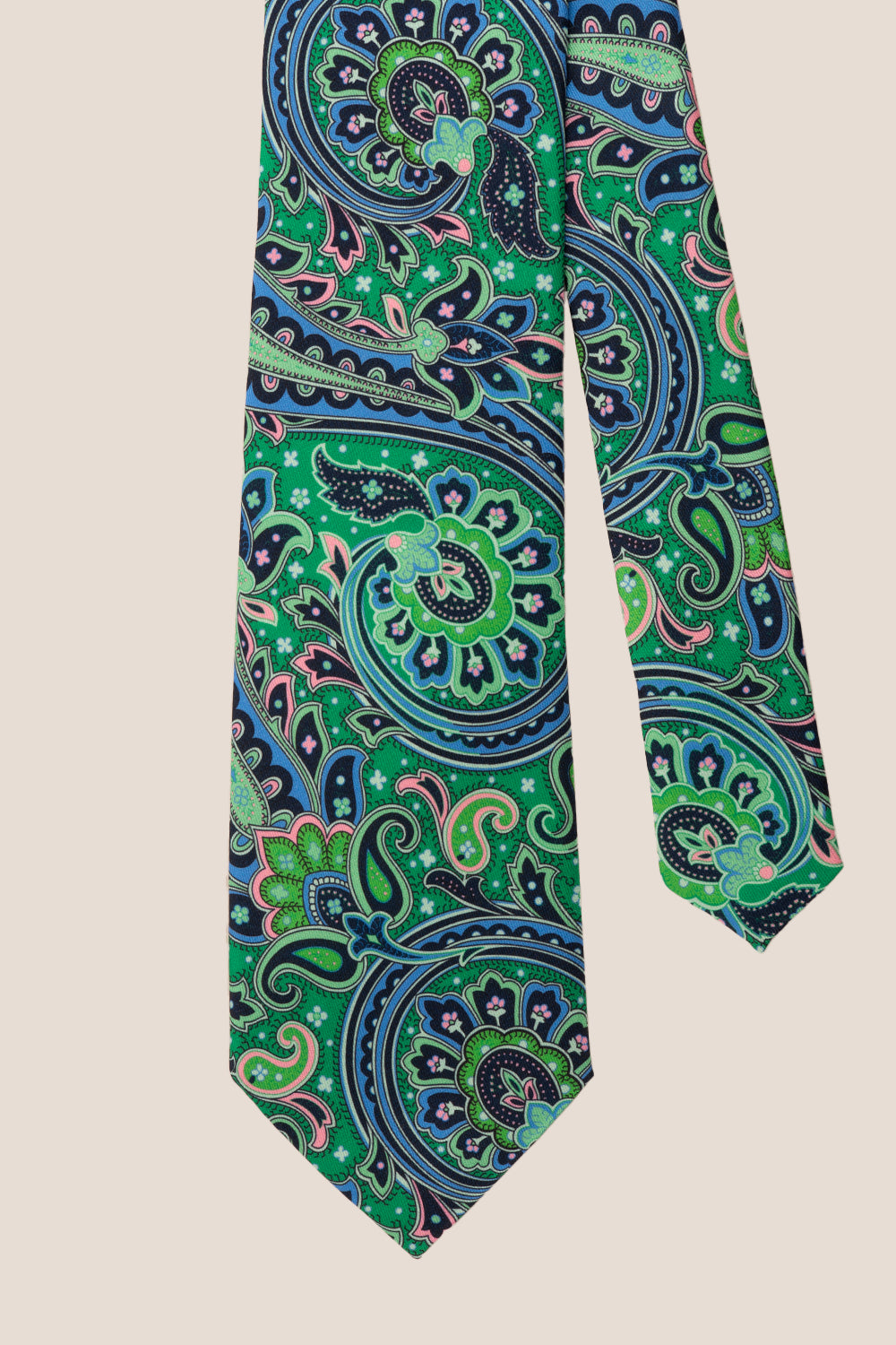 Print Green tie with vibrant design, perfect for weddings, office wear, and casual outings.