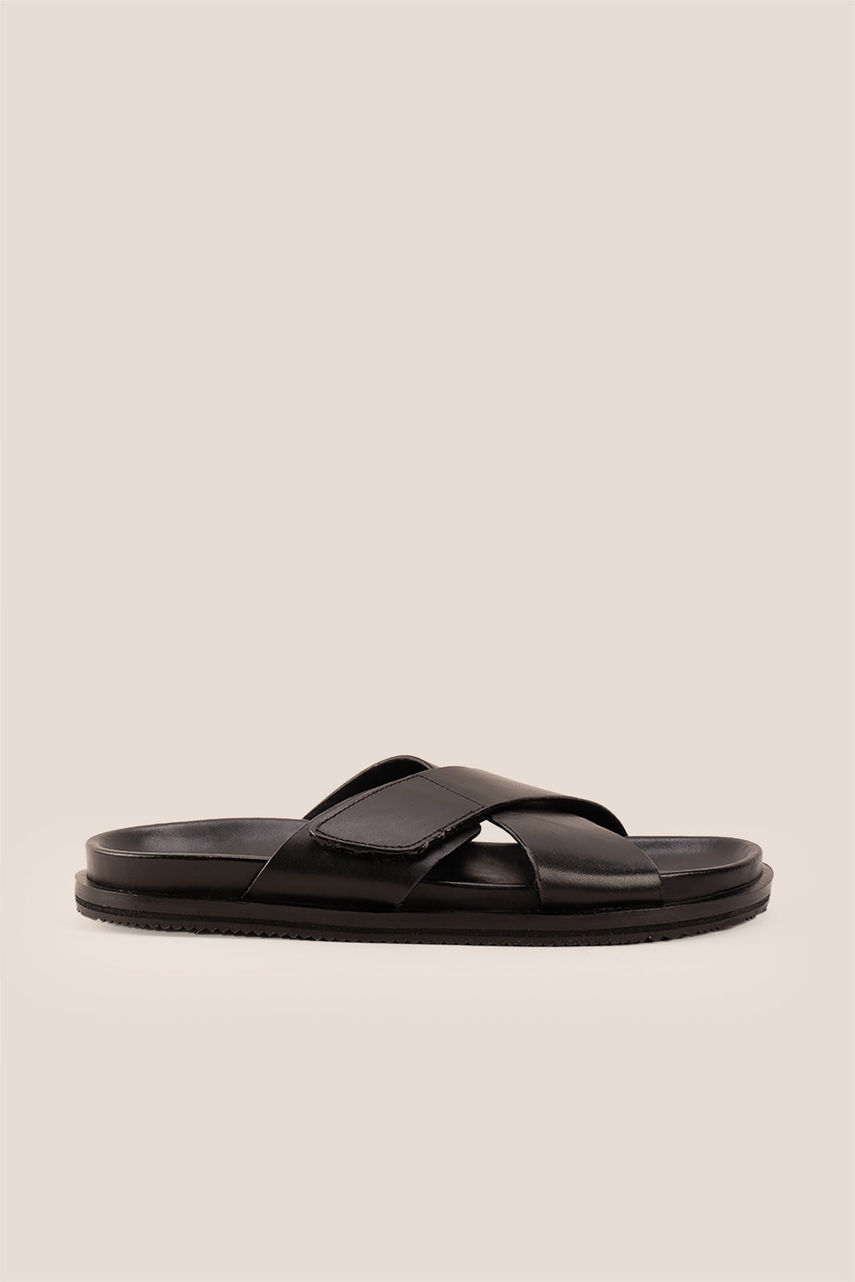 Dylan Black leather men's sandals with cross strap and Velcro closure, ideal for casual wear, beach days, or summer adventures.