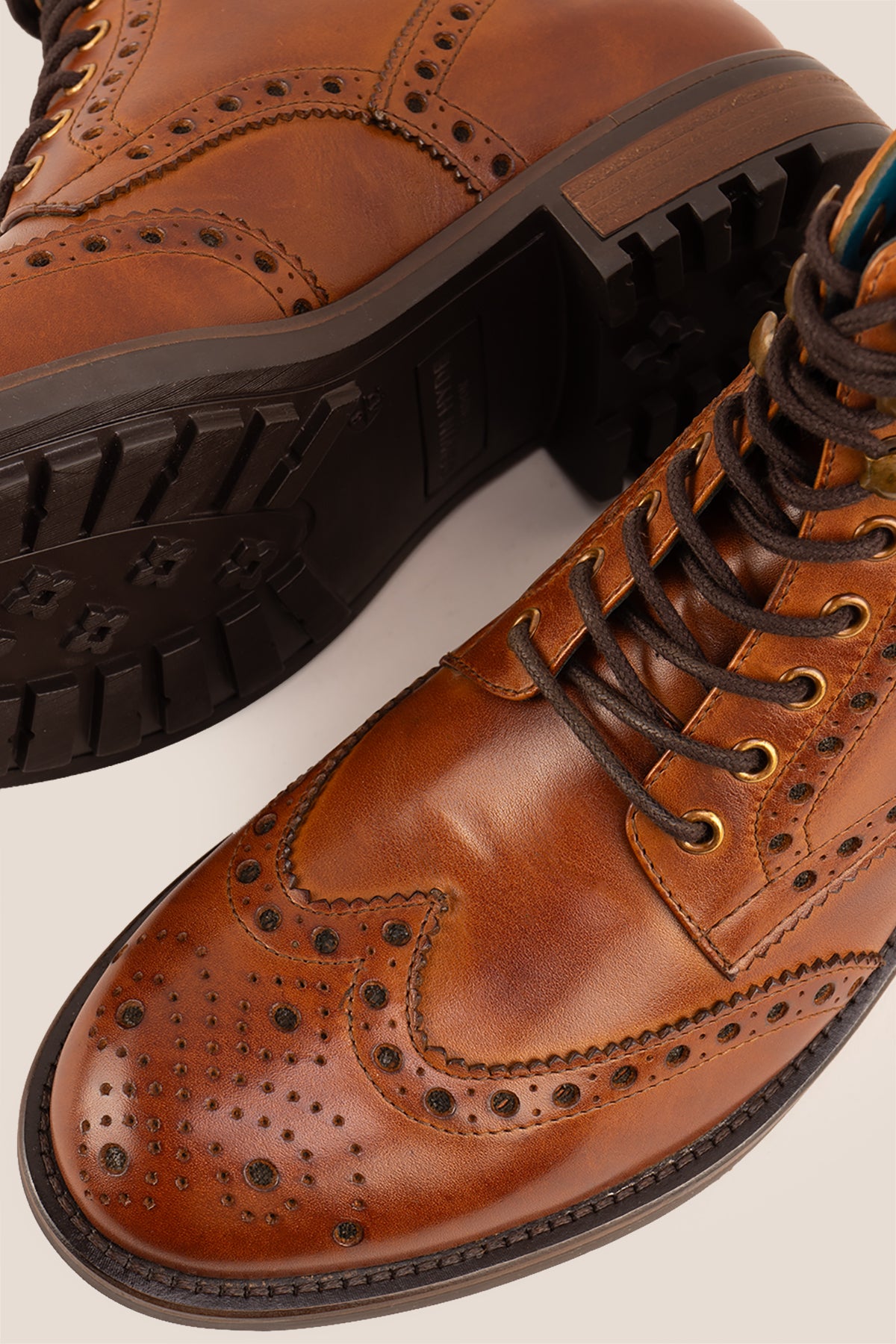 Gregory Tan leather boot with brogue details, wingtip boots for men, tan leather walking boots.