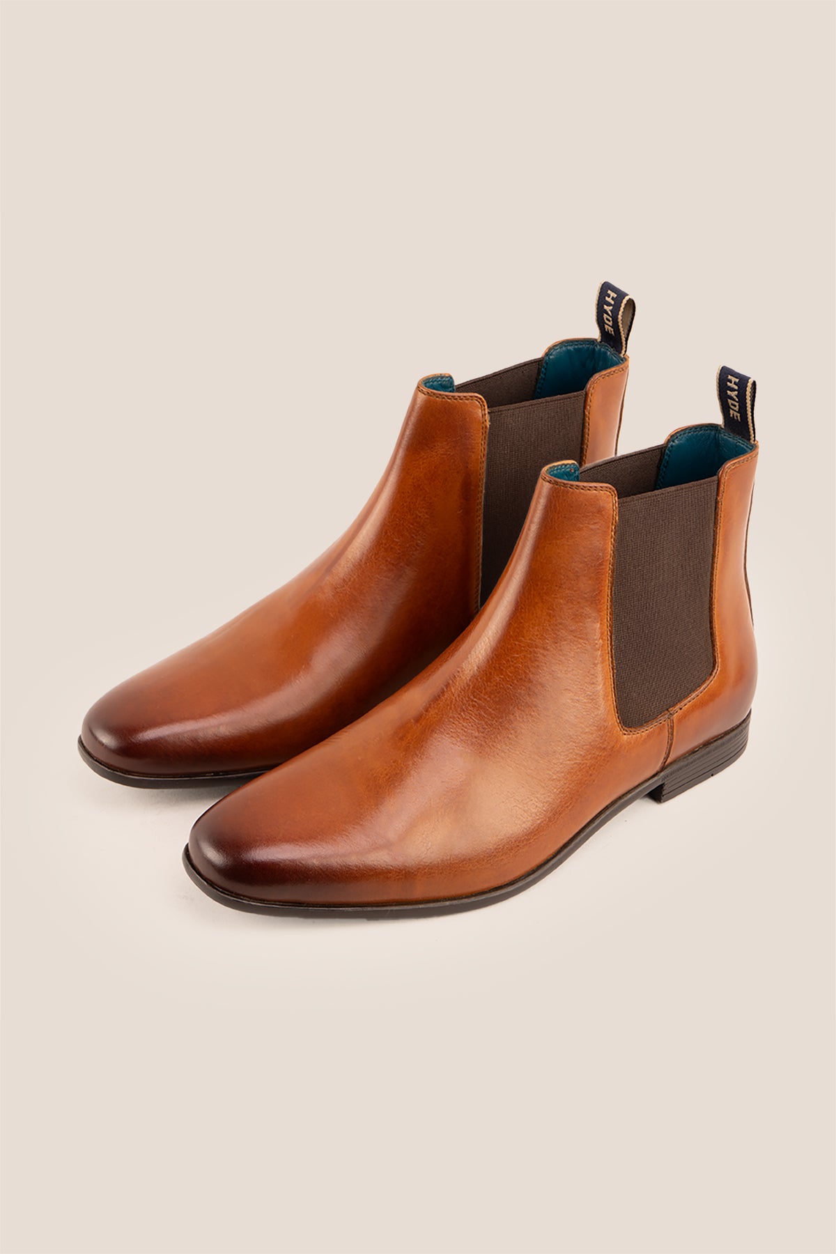 Darwin mens Leather Chelsea boots in Tan, ideal for weddings, casual and formal events.