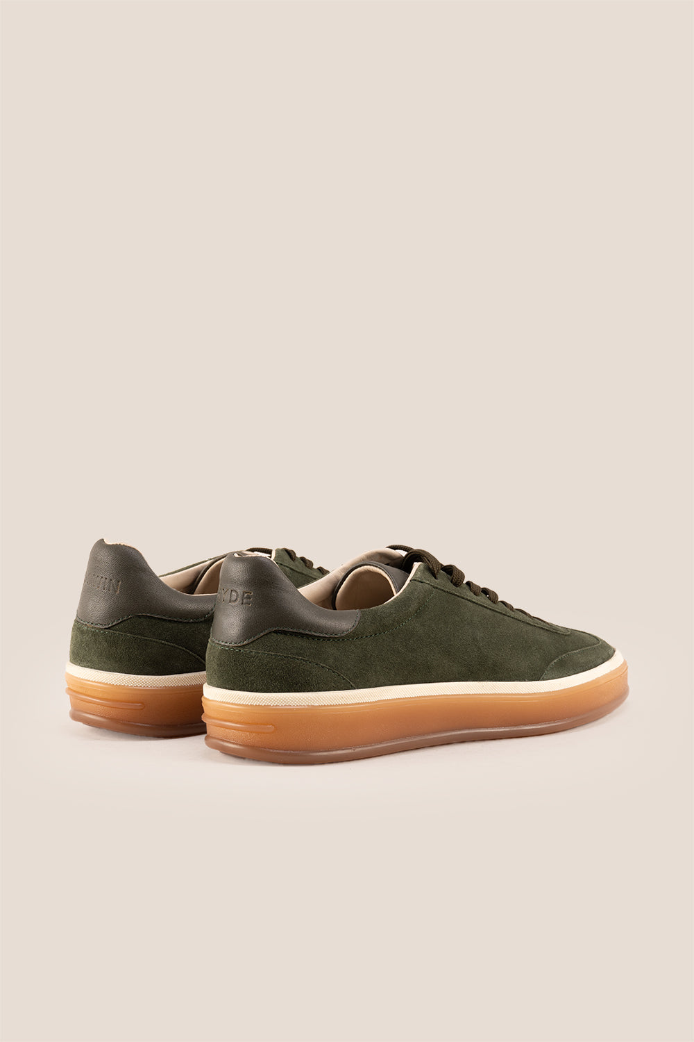 Smith green suede men's sneakers with a sleek seven-eyelet design, crafted from premium suede for a modern, sophisticated look and comfortable fit