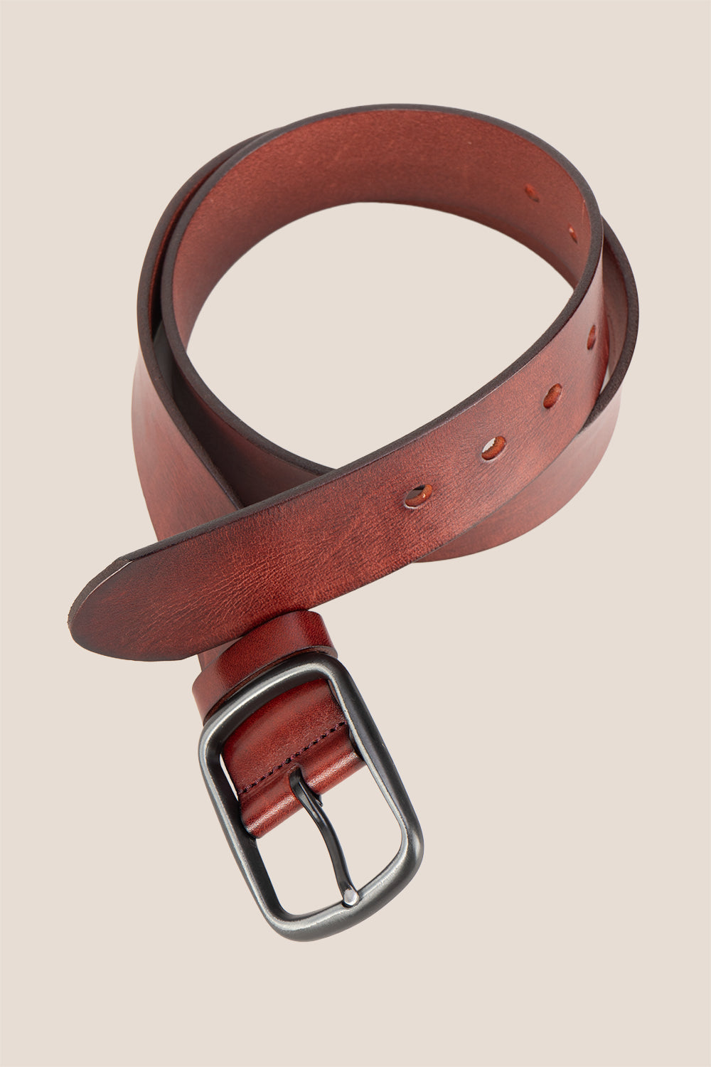Hunter Cherry leather belt for men perfect for casual and formal occasions. Cherry matching belt for a complete outfit.