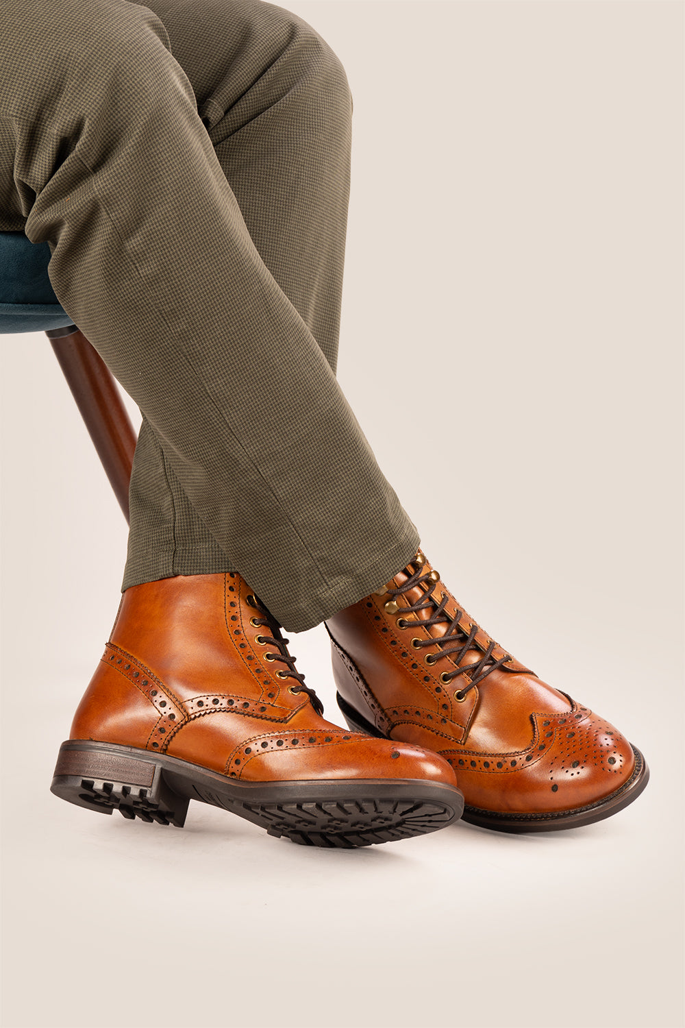 Gregory Tan leather boot with brogue details, wingtip boots for men, tan leather walking boots.
