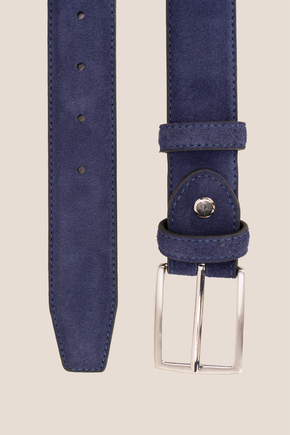 Kenneth Navy suede leather belt for men. Featuring a classic pin buckle, this belt combines style and durability with a soft suede finish.