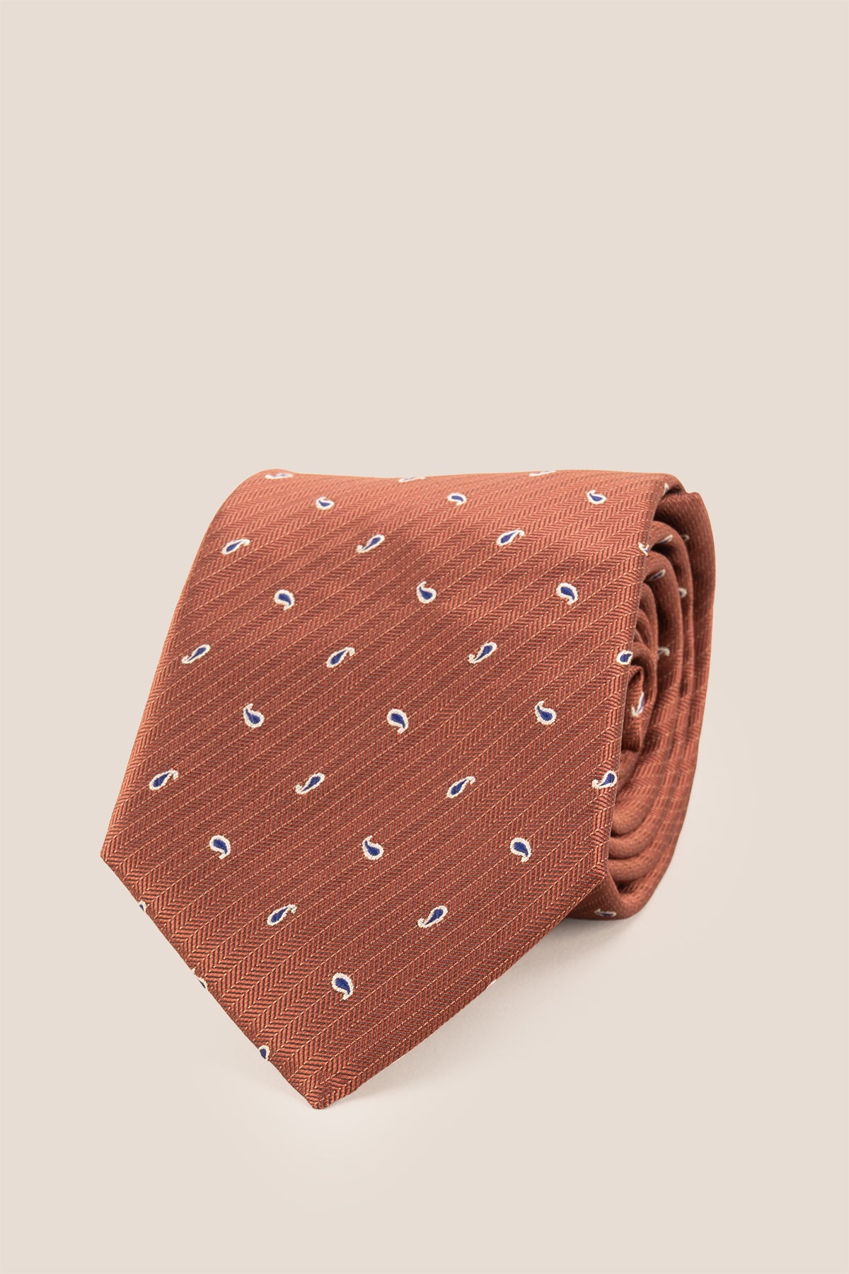 Oswin Hyde Bronze Micro Paisley ties for men. Featuring a rich bronze color and delicate paisley patterns, made from premium material.