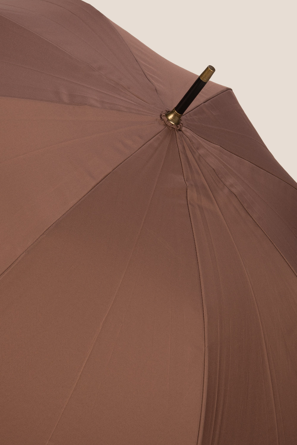 Jonathan Brown classic umbrella with bamboo wooden handle and elegant brown canopy golf umbrella for men, stylish and durable rain protection.