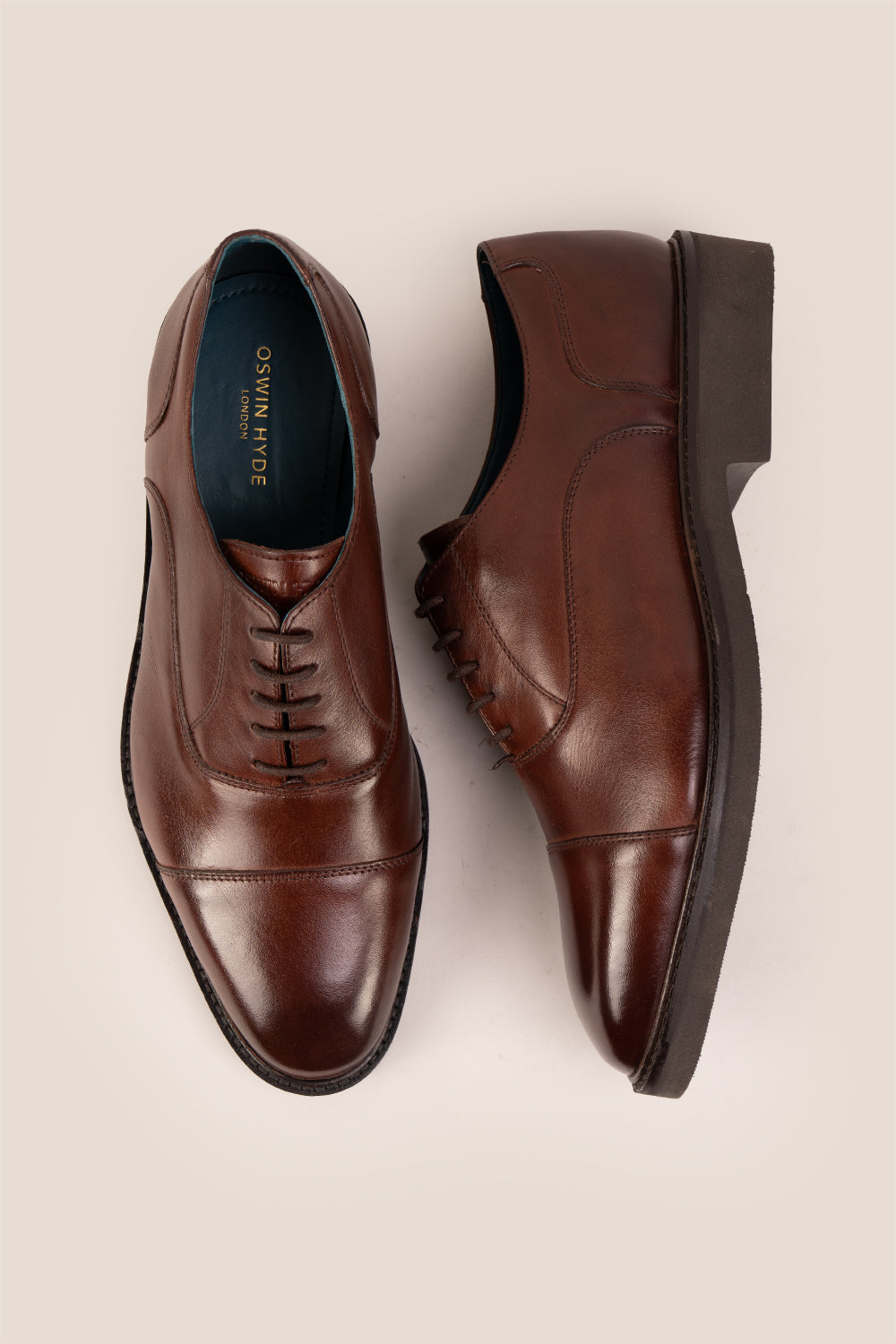 Oswin Hyde Flint Brown, classic brown leather Oxford shoes with lace-up design, premium craftsmanship, breathable lining, and durable sole