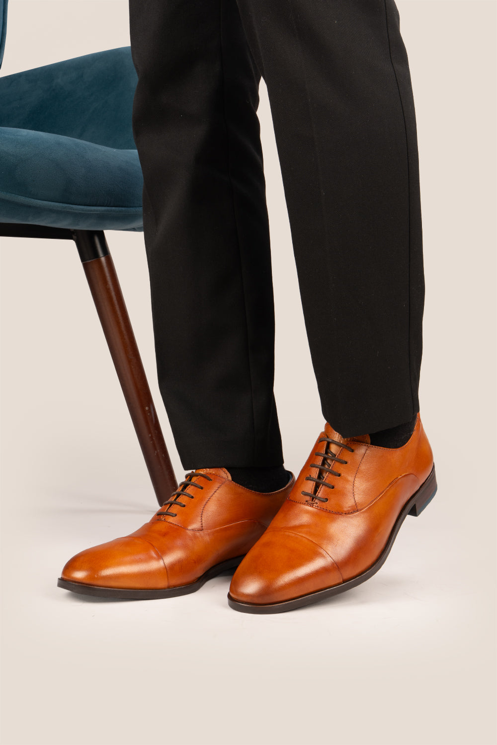Men’s Jarvis Tan oxford lace-up leather shoes with sleek design, crafted for elegant office wear and lasting comfort.