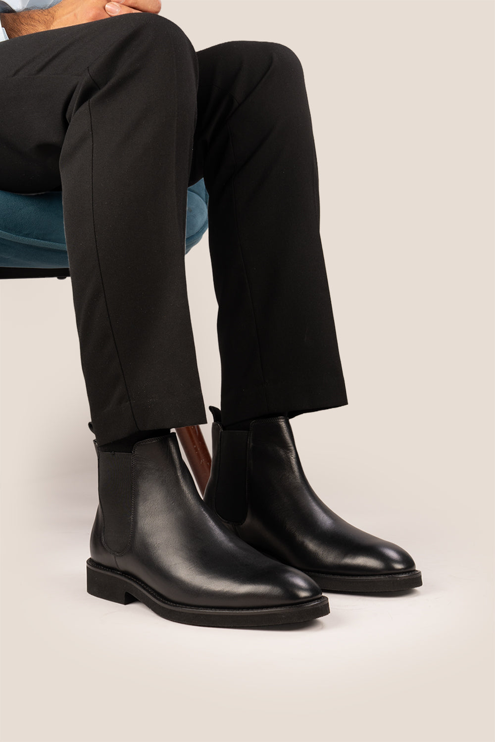 Michael Black Chelsea boots for men crafted in premium leather, designed for modern sophistication, comfort, and versatile casual or smart wear.