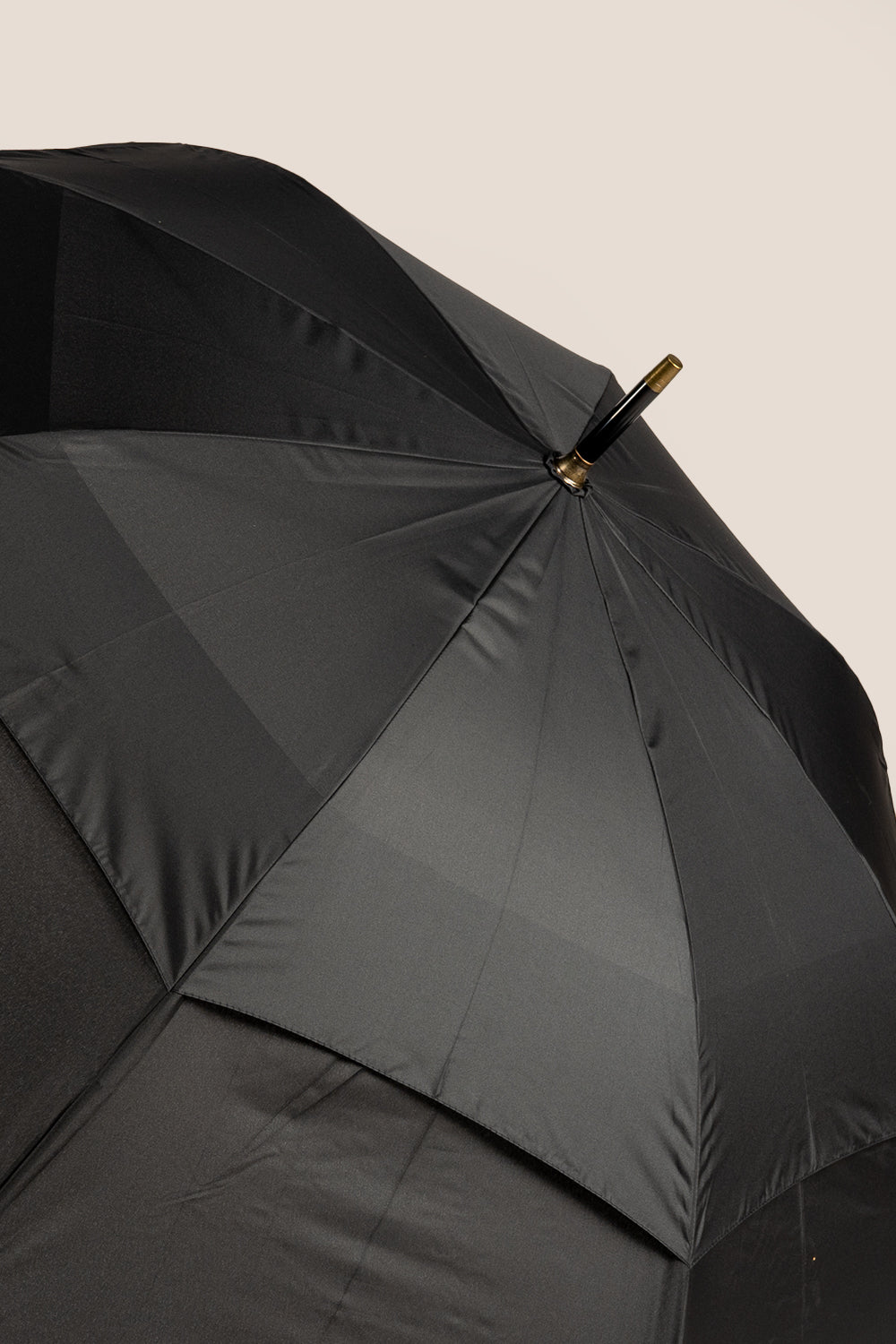 Justin Black Curved Handle Umbrella | Oswin Hyde