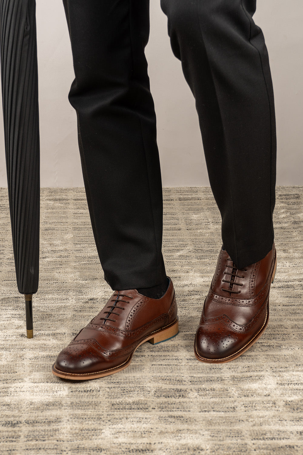 Winston Brown men’s Oxford brogue leather shoes featuring premium brown leather and classic brogue detailing for formal and smart wear.