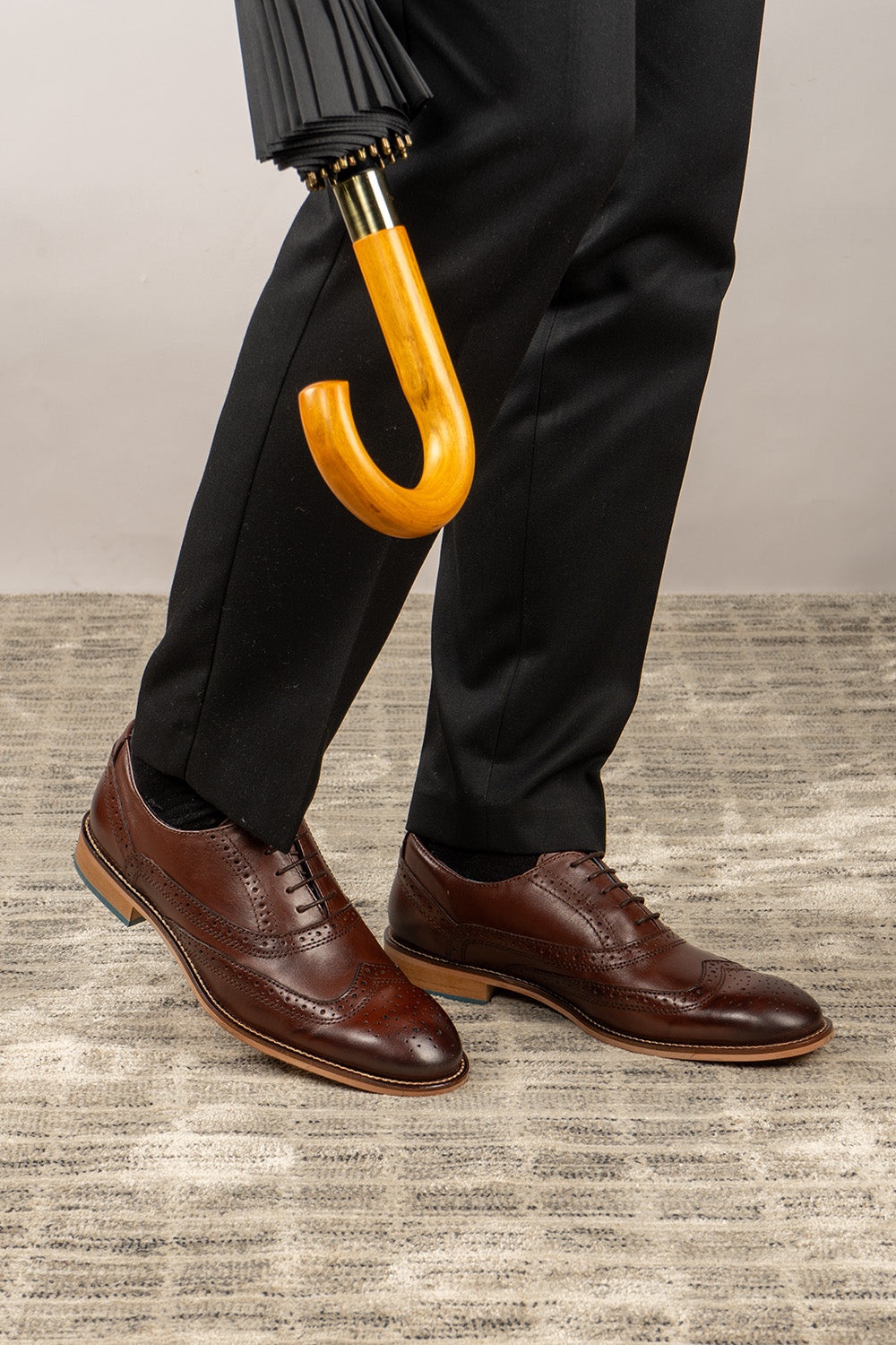 Winston Brown men’s Oxford brogue leather shoes featuring premium brown leather and classic brogue detailing for formal and smart wear.