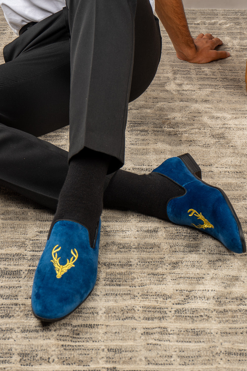 Stag Navy velvet smoking slippers for men, featuring plush velvet material and classic loafer style for elegant formal wear.