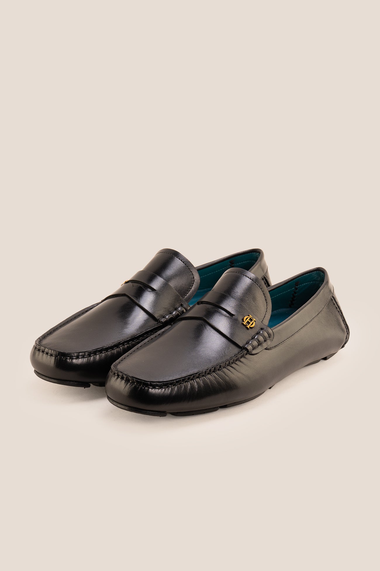 black leather driving loafer with comfort and style where flexible sole provides excellent grip and support