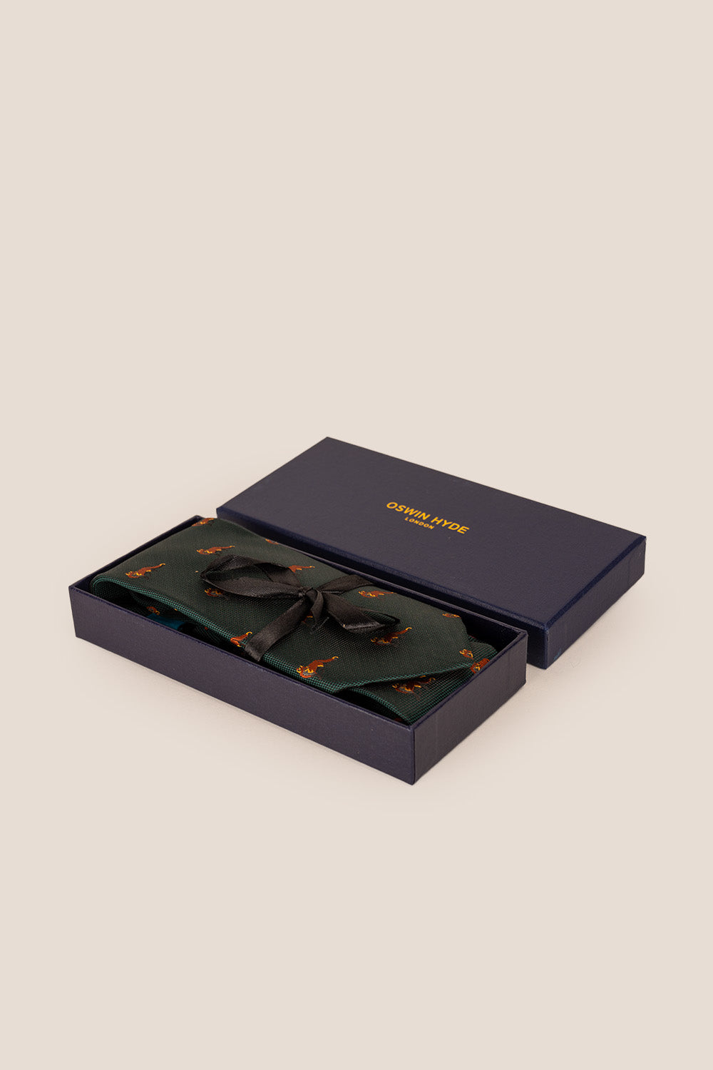 Fox Green tie with fox print design, perfect for weddings, casual events, and special occasions.
