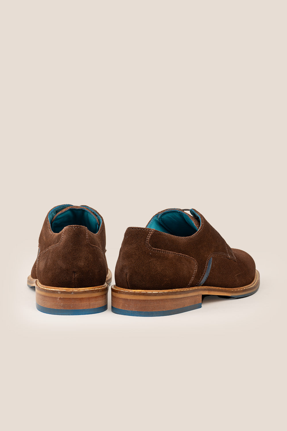 Paul Brown men’s suede derby shoes in brown with 4-eyelet lace-up design, crafted for style and comfort in formal and smart casual settings.