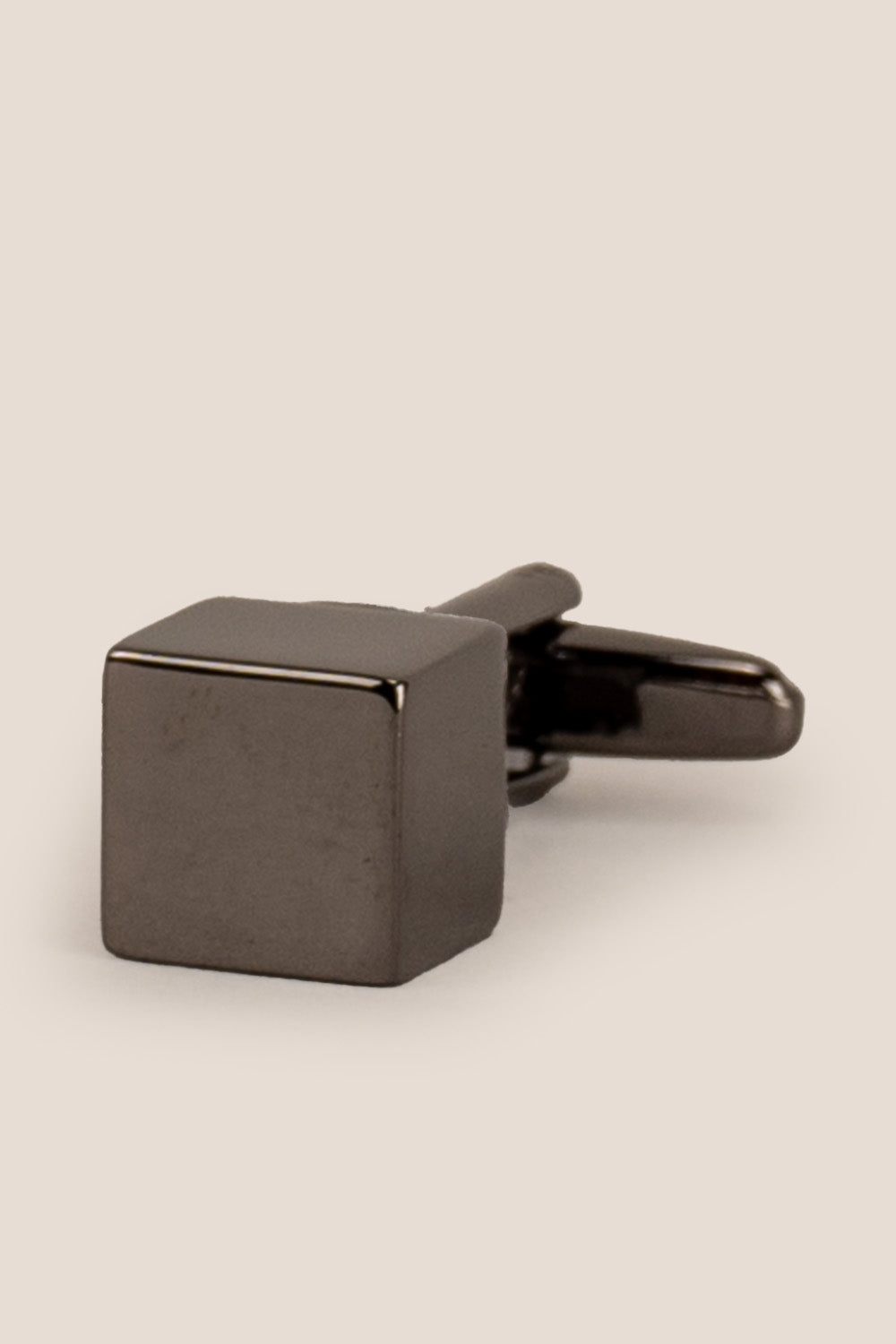 Cube Black Men’s Cufflinks with a polished black geometric cube design, crafted for formal events and sophisticated style.