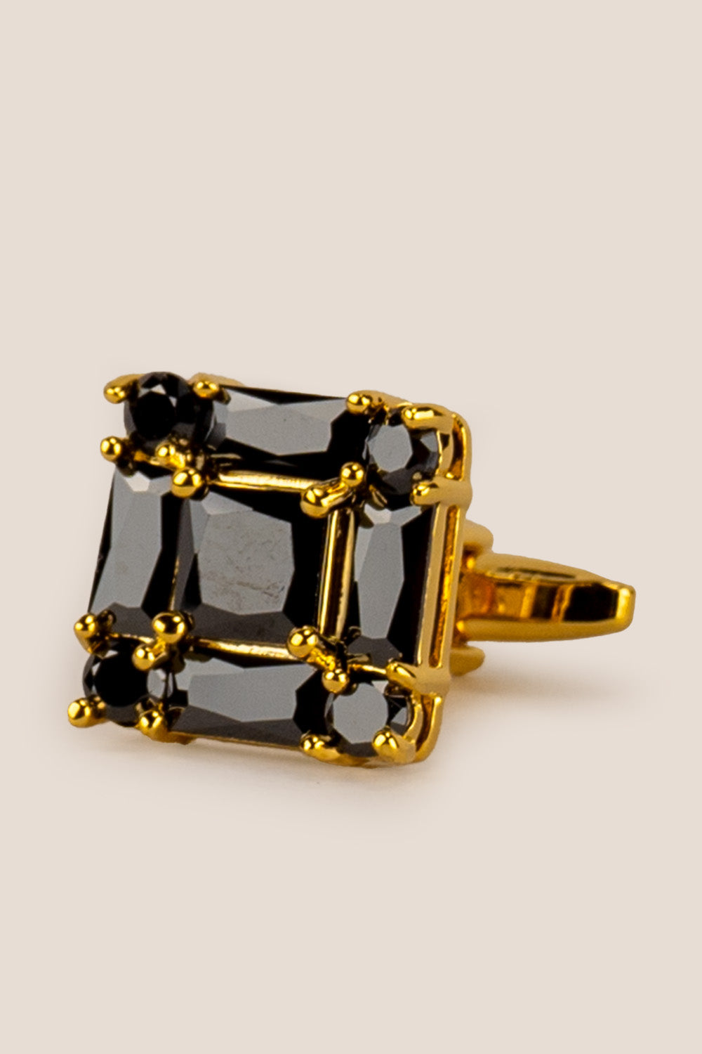 Men’s Zirc Onyx cufflinks featuring deep black onyx stones set in intricate metal detailing for formal elegance and luxury.
