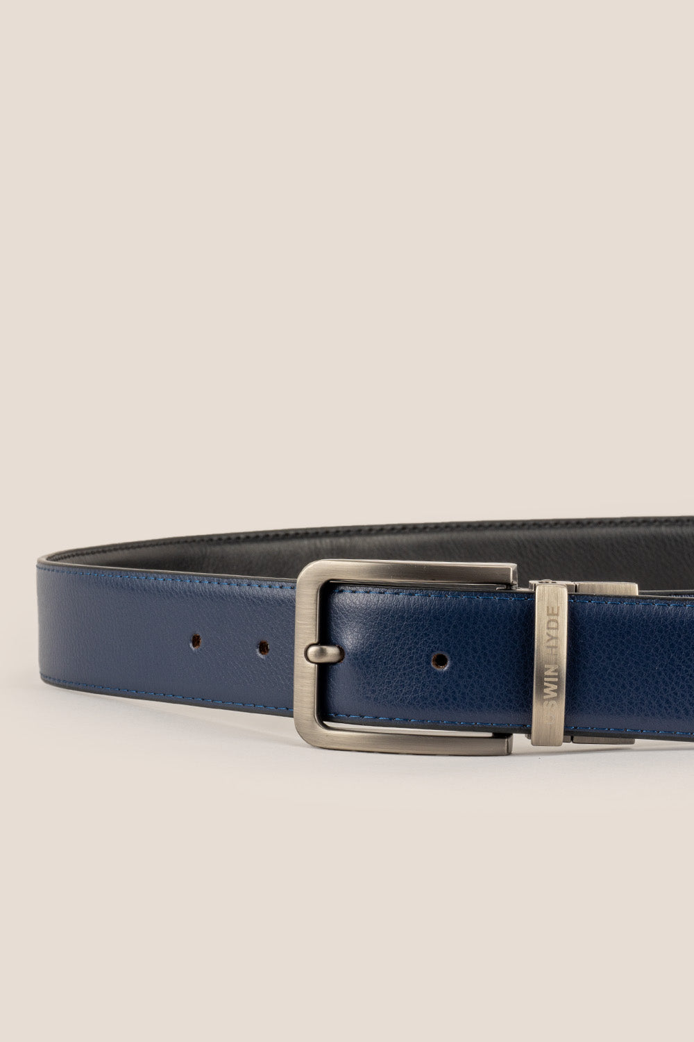 Oswin Hyde Jim reversible leather belt - Black and navy full-grain leather belt with polished buckle, designed for office wear, formal occasions and weekend outfits