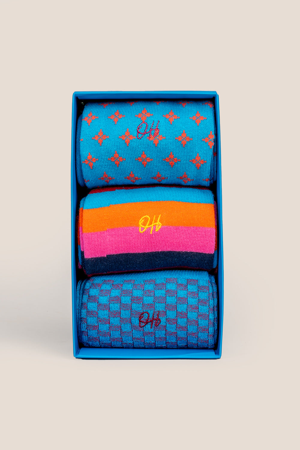 Oswin Hyde City three pairs of high-quality cotton socks for men, featuring unique prints and style.