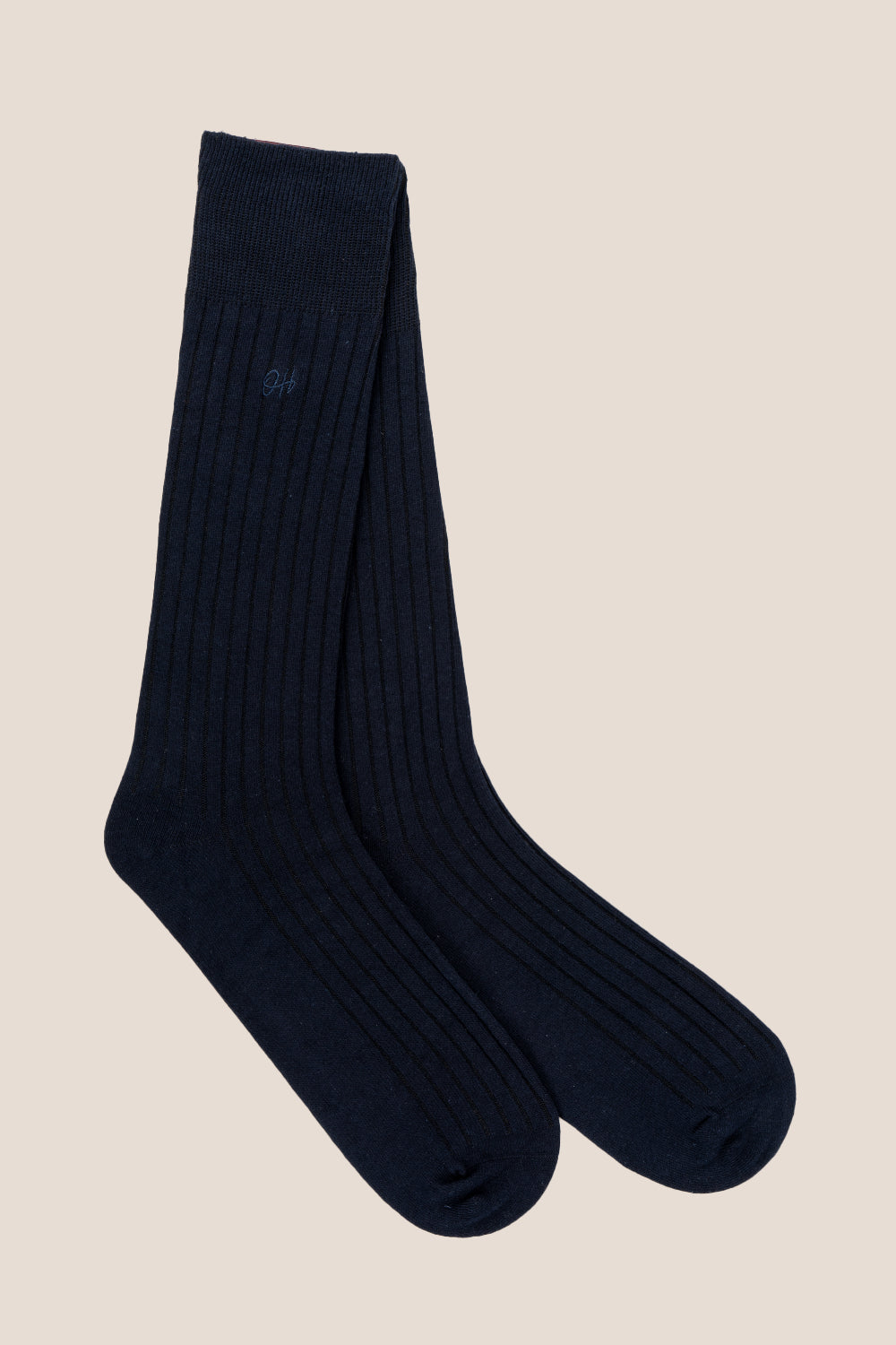Oswin Hyde Complete Classics fifteen pairs of comfortable socks for men, offering perfect fit and quality.