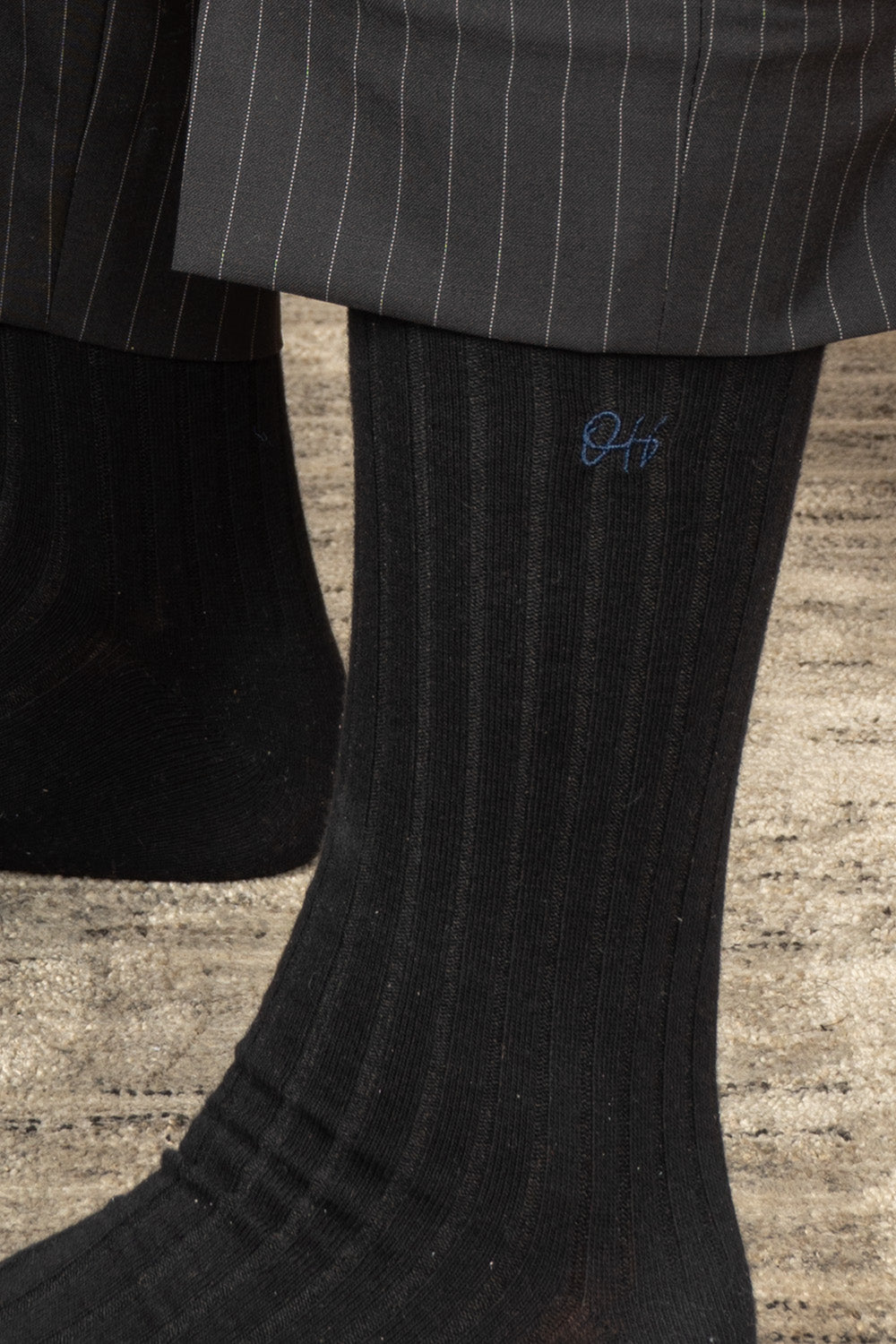 Oswin Hyde Classic six pairs of premium socks for men, featuring timeless block colours and lasting comfort.