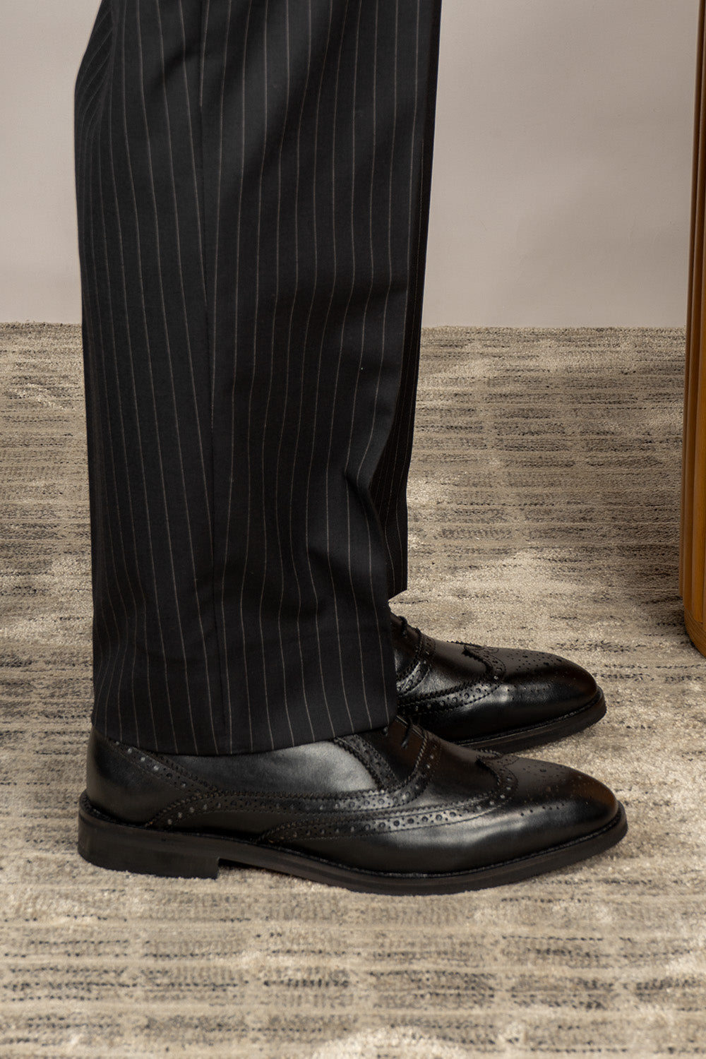 Stokes Black Oxford wing cap brogue men’s leather shoes crafted from premium leather with classic brogue detailing, ideal for formal wear.