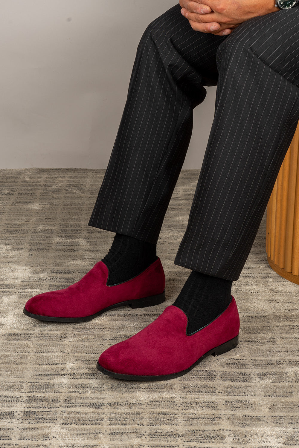 Lennox bord velvet loafers for men featuring rich velvet texture, elegant design, and a sophisticated silhouette perfect for formal or smart-casual wear.