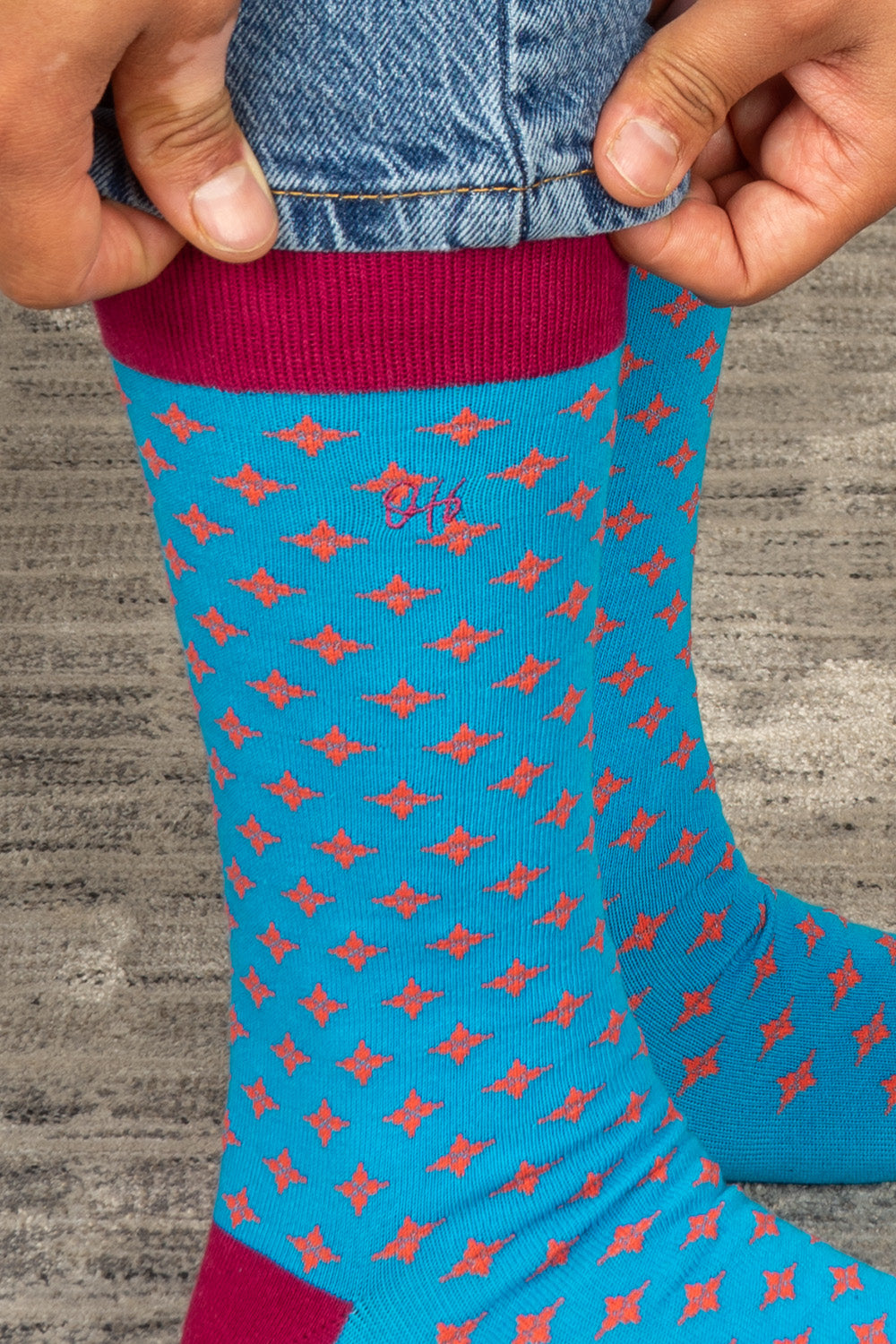 Oswin Hyde City three pairs of high-quality cotton socks for men, featuring unique prints and style.