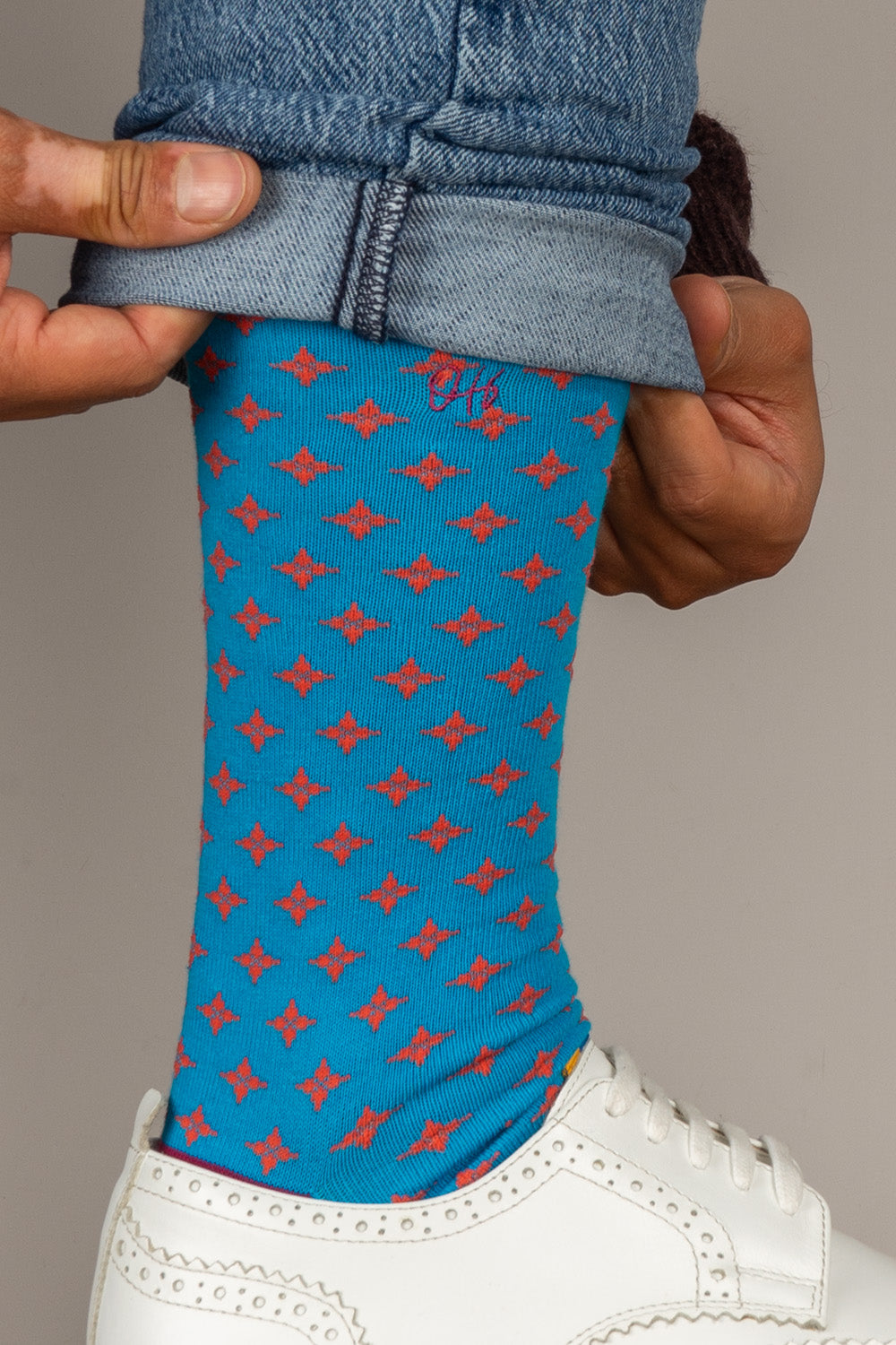 Oswin Hyde Contemporary six pairs of premium socks for men, featuring unique designs and timeless block colours.