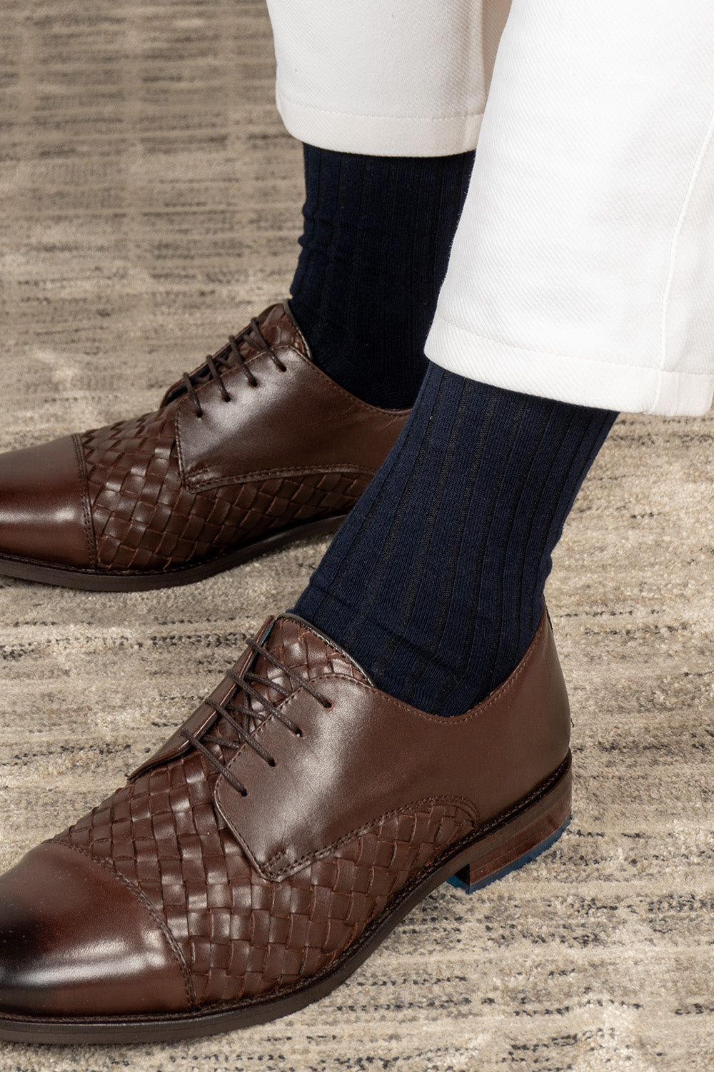 Oswin Hyde Classic six pairs of premium socks for men, featuring timeless block colours and lasting comfort.