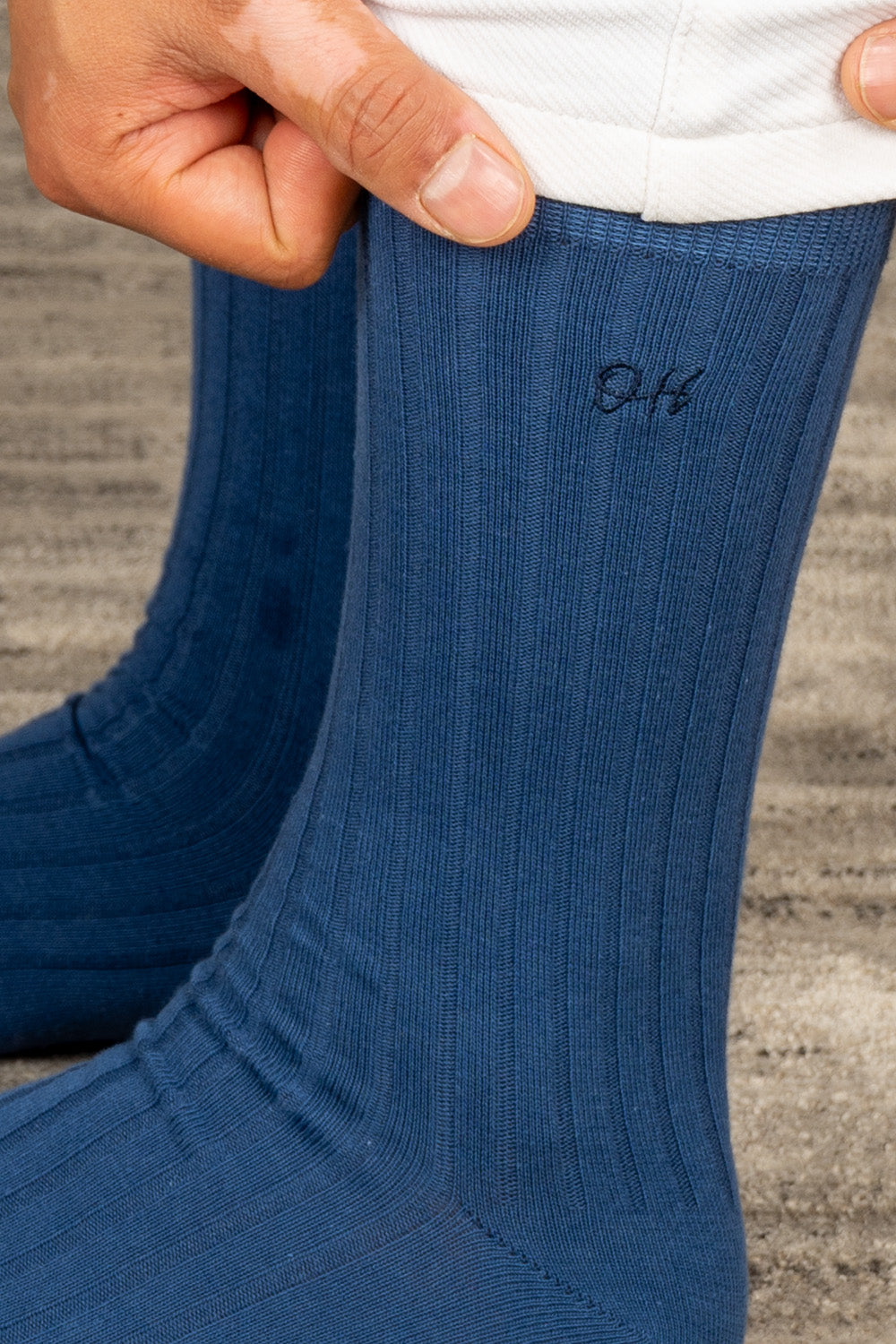 Oswin Hyde Classic six pairs of premium socks for men, featuring timeless block colours and lasting comfort.