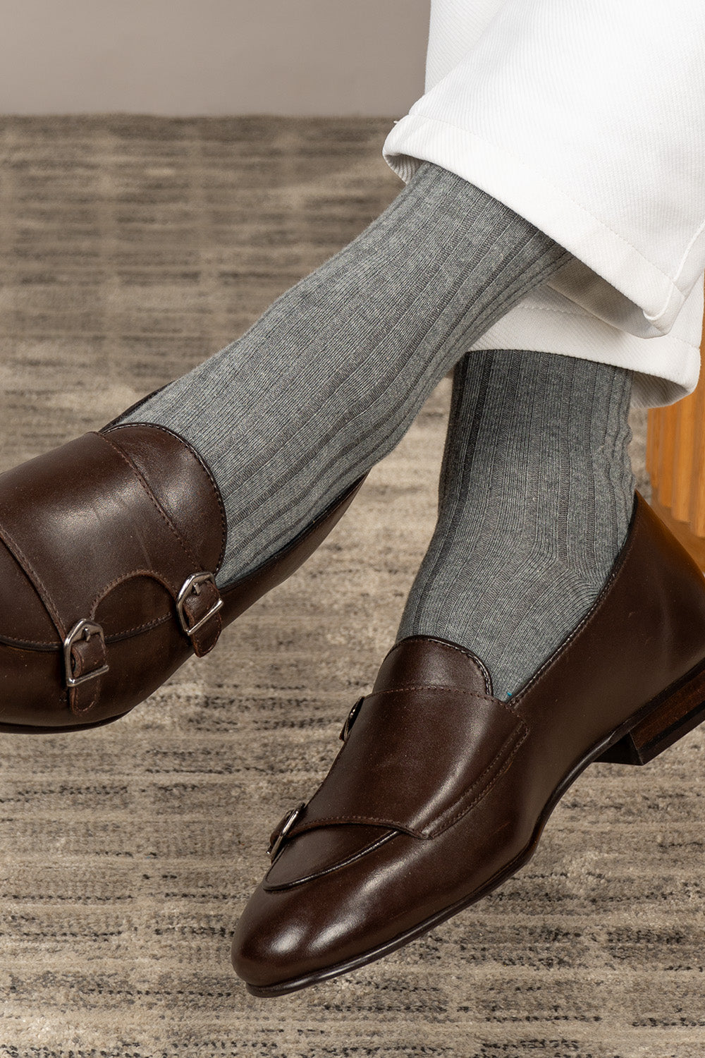 Oswin Hyde Classic six pairs of premium socks for men, featuring timeless block colours and lasting comfort.