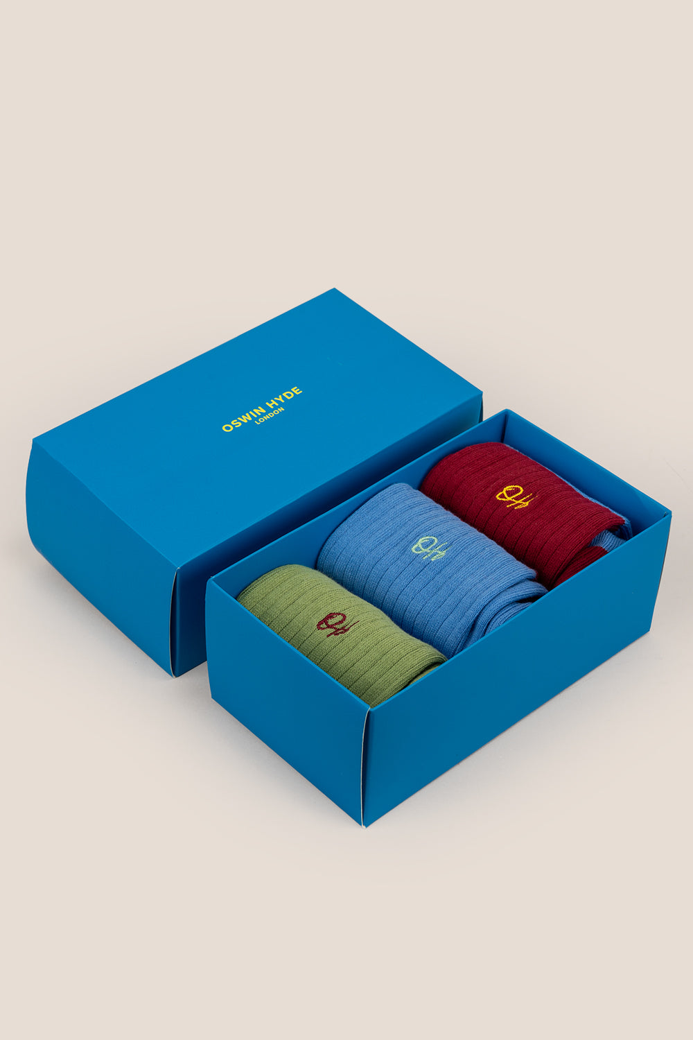 Oswin Hyde Grange three pairs of luxurious socks for men, offering comfort and elegance.