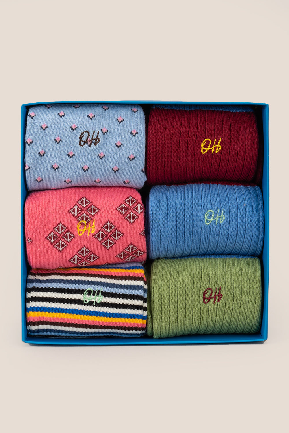 Oswin Hyde Hot Six six pairs of high-quality socks for men, offering luxury, comfort, and style.